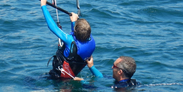  lección de kitesurf con niños 