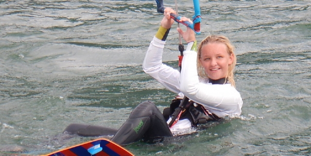  primera prueba en el agua con kitesurf 