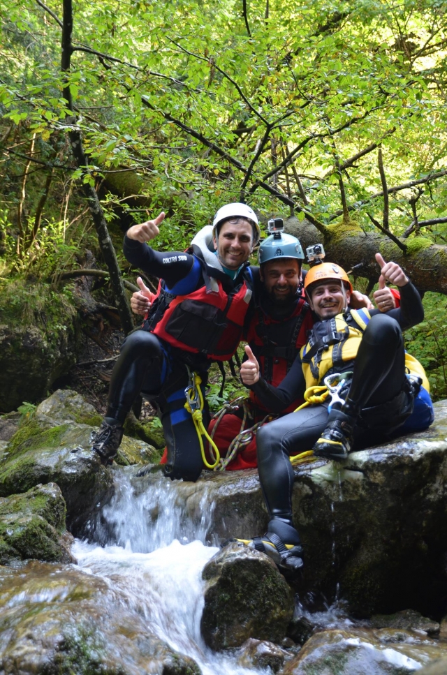  Entre los pequeños riachuelos de los cañones 