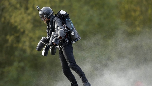 Vuelo en jetpack 