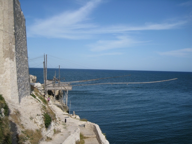 Vista del castillo sobre el mar
