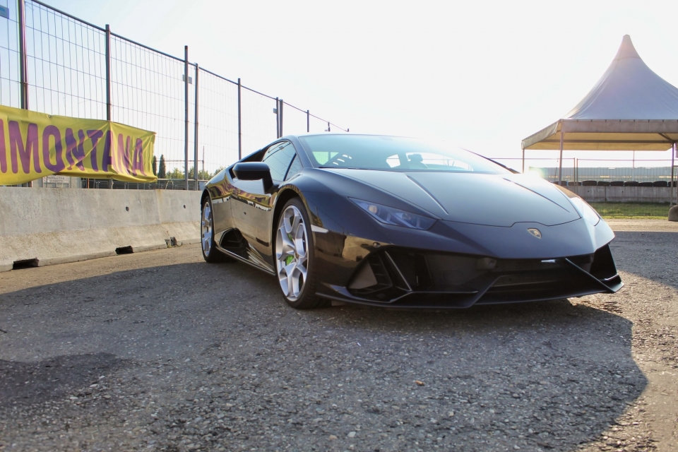  Lamborghini Gallardo 2 