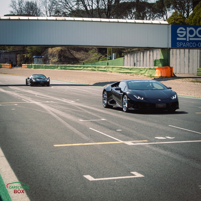  Lamborghini Huracán 3