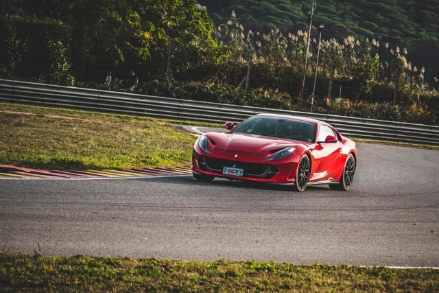 1 vuelta en un Ferrari 458 al Autódromo del Levante