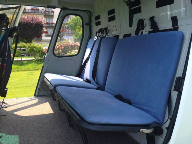  Interior del helicóptero 