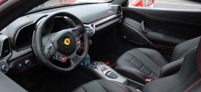  Interiores del Ferrari 458