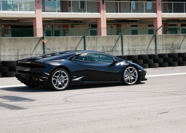 el lamborghini huracàn 