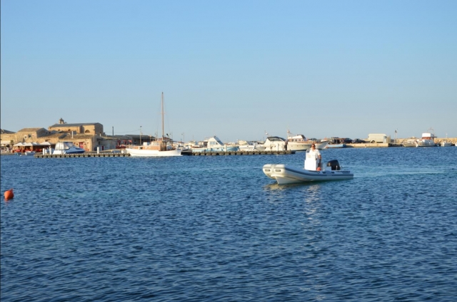  renta sin licencia de barco 