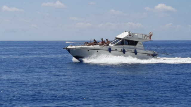  Todos por barco 