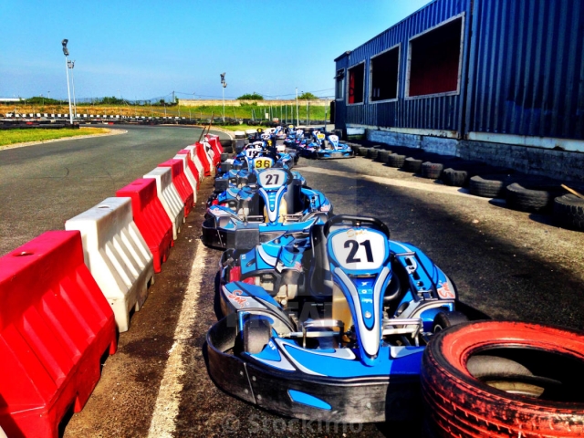 gokart en la pista 