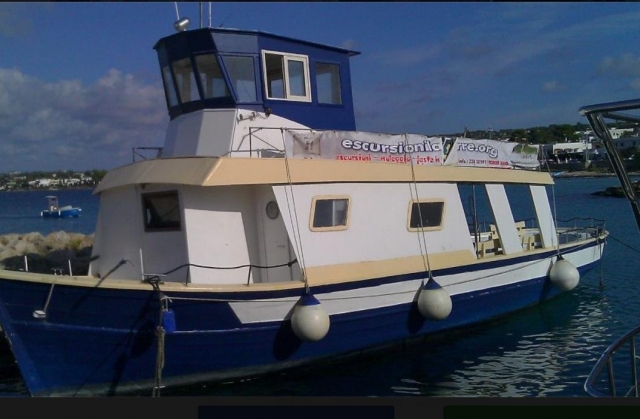  barco de madera 