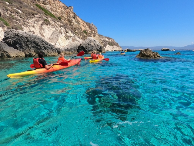Excursión en kayak de 4 horas en Cagliari