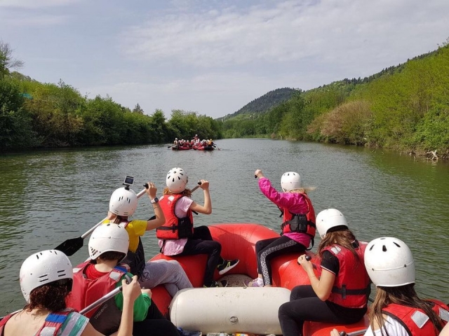  rafting en río