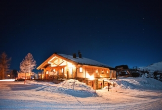 Ruta en moto de nieve con cena gourmet en Sestriere 4h