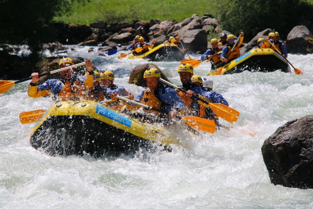  Descenso al río Noce.