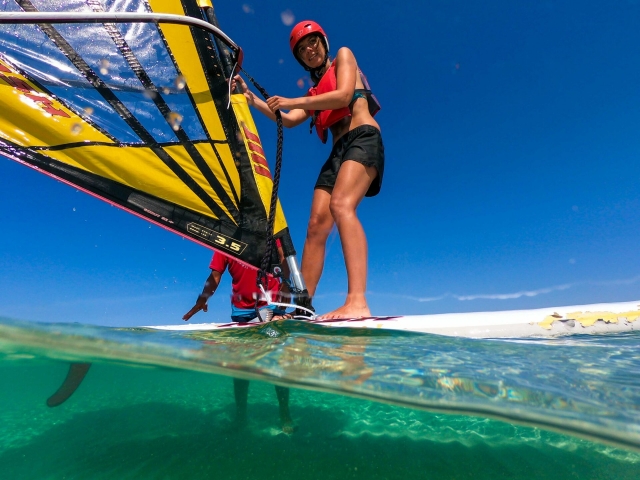 Kitesurf con vídeo en Torre San Giovanni duranle 2 horas