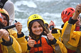 Rafting Niños emocionantes en Val di Sole duranle 2 horas