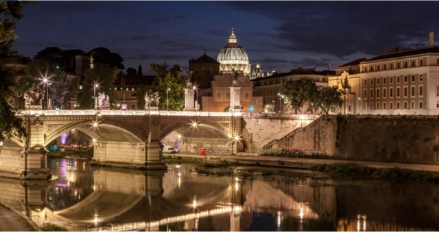  Roma de noche 