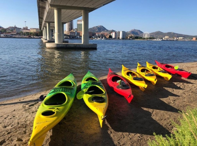 nuestros kayaks le esperan 