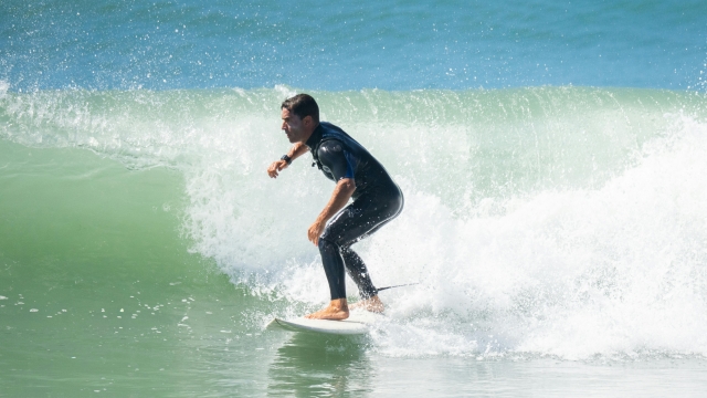 Clase de surf de 1 hora en Catania.