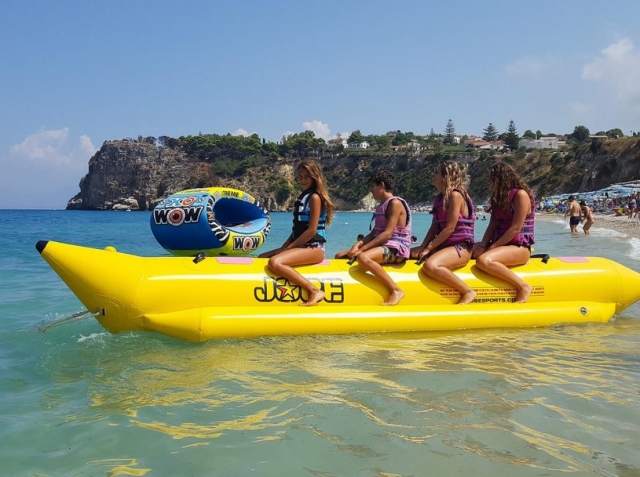  Banana boat en Trapani 