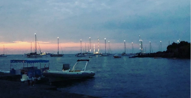  Al atardecer 