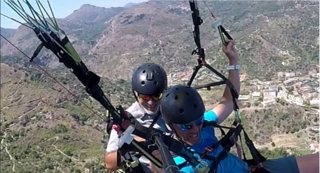  Con las montañas detrás de usted 