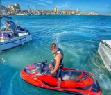 Renta de jet ski en la costa de Licamarra 4 horas.