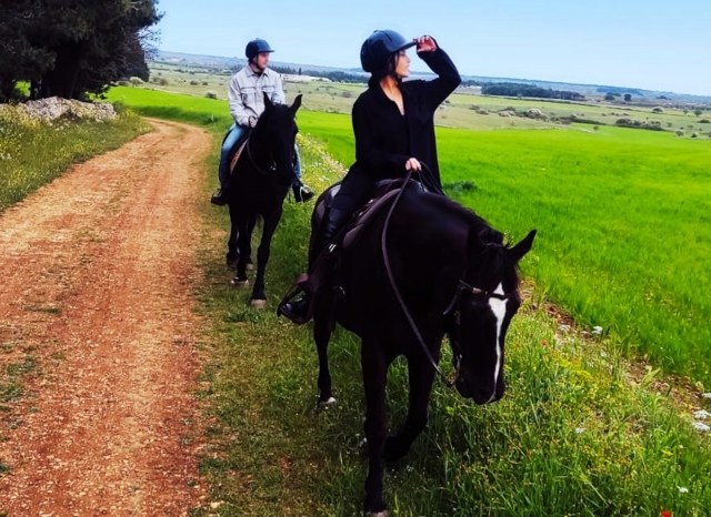  Paseo a caballo 