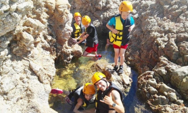 Coasteering con los más pequeños 