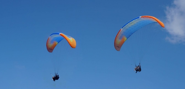  En el cielo azul de Enna 
