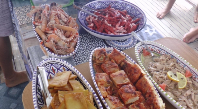  Delicioso almuerzo 