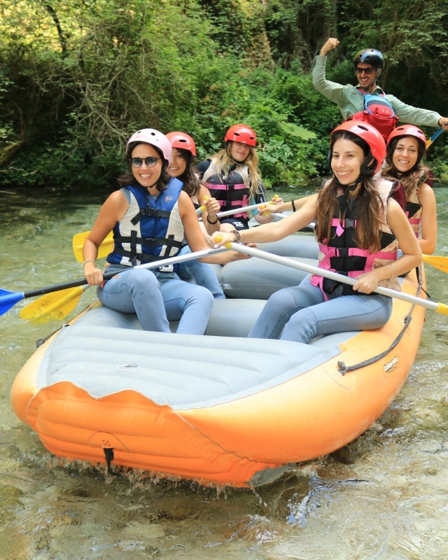 Rafting para menores de 14 años en el desfiladero del Biselli 2 H