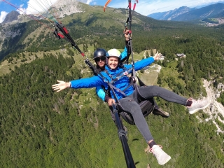 Vuelo en parapente sobre los Dolomitas de Brenta 30 min