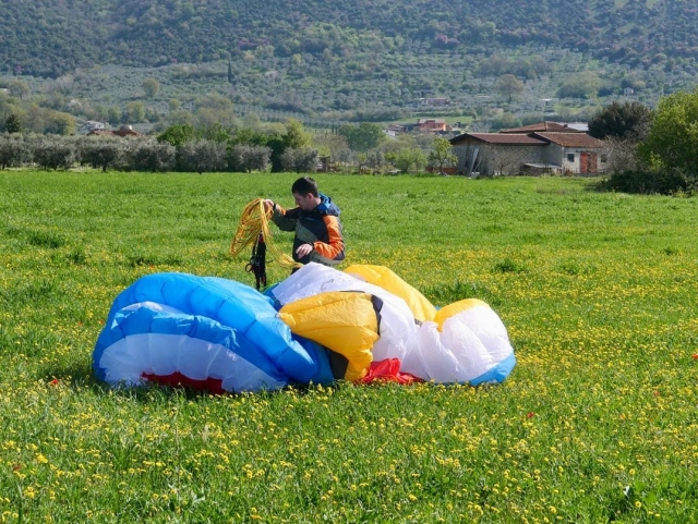 Parapente biplaza en el oasis de Ninfa+vídeo 15min