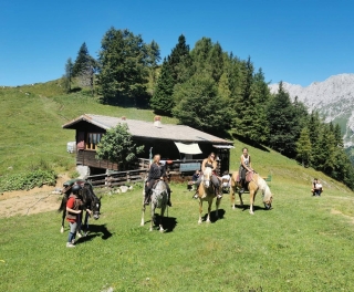 Paseo a caballo 1h Prealpes Oróbicos