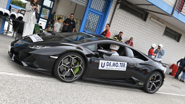 1 vuelta en Lamborghini EVO en el circuito de Pergusa