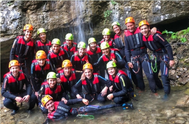  en grupo en el cañón johanna 