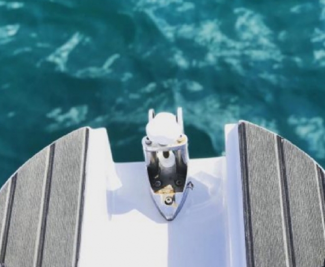 excursión en barco a las islas cheradi