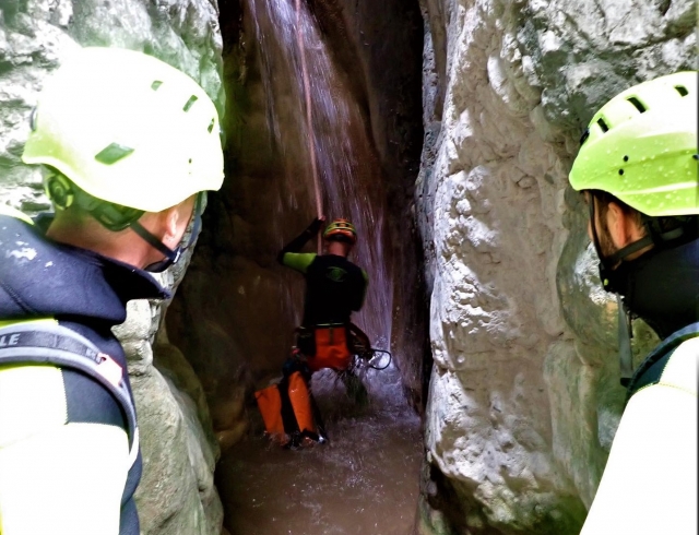 explorando el desfiladero del casco 