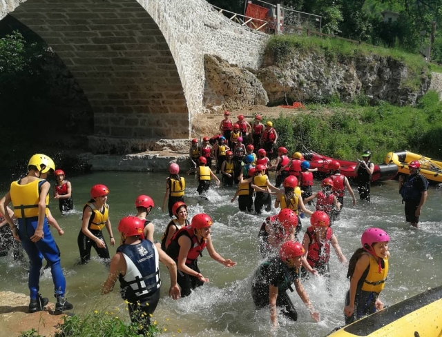 venga y sé parle de un gran grupos