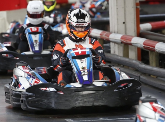  gana a todos tus amigos en la pista