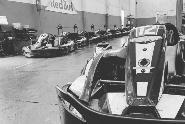  karts blancos y negros 