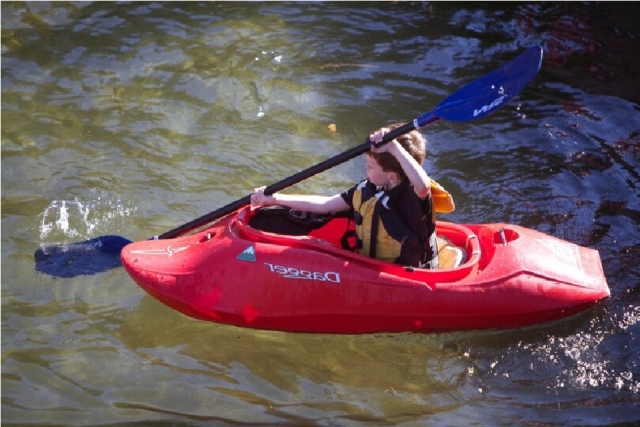 amando el kayak desde pequeña 