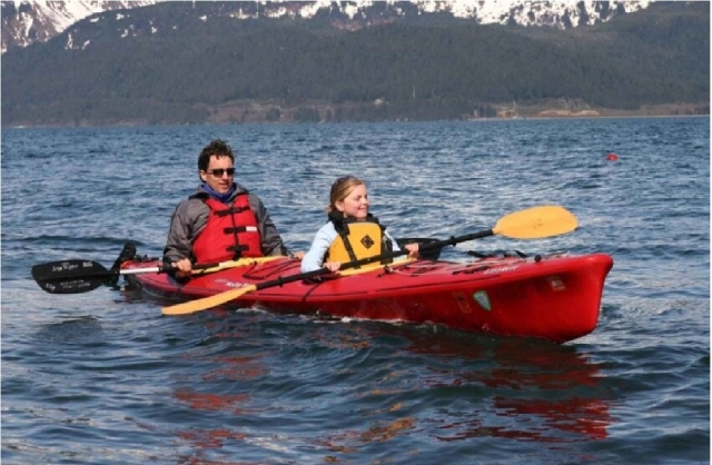  navegando en canoa con papá 