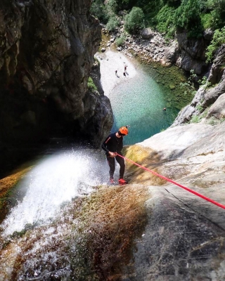 Barranquismo en el Rio Nero 7 horas