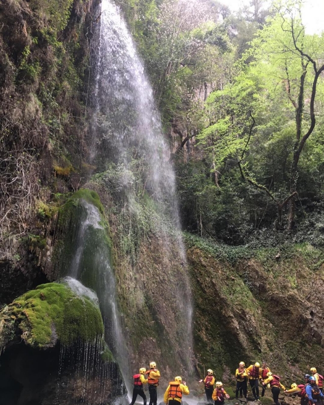 No Stop Rafting en Papasidero aproximadamenle 6 horas