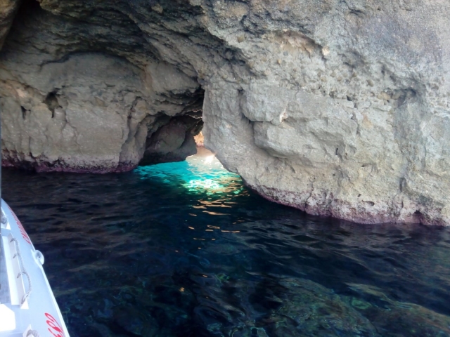  mire las rocas 