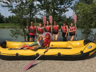 Rafting y aperitivo de despedida de soltero Verona 3h