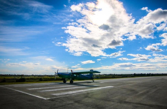  avión a Siracusa le espera 